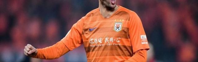  欧塞尔控球打法成熟，中场调度掌控比赛脉搏