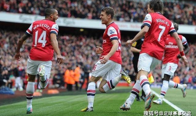  热刺防线送礼不断，利兹联逆转取胜终结五轮不胜  