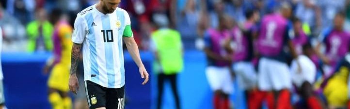  姆巴佩梅开二度助球队取胜，法甲射手榜强势登顶  