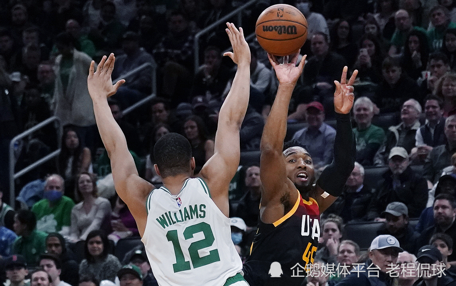  凯尔特人大胜尼克斯，塔图姆砍赛季新高  