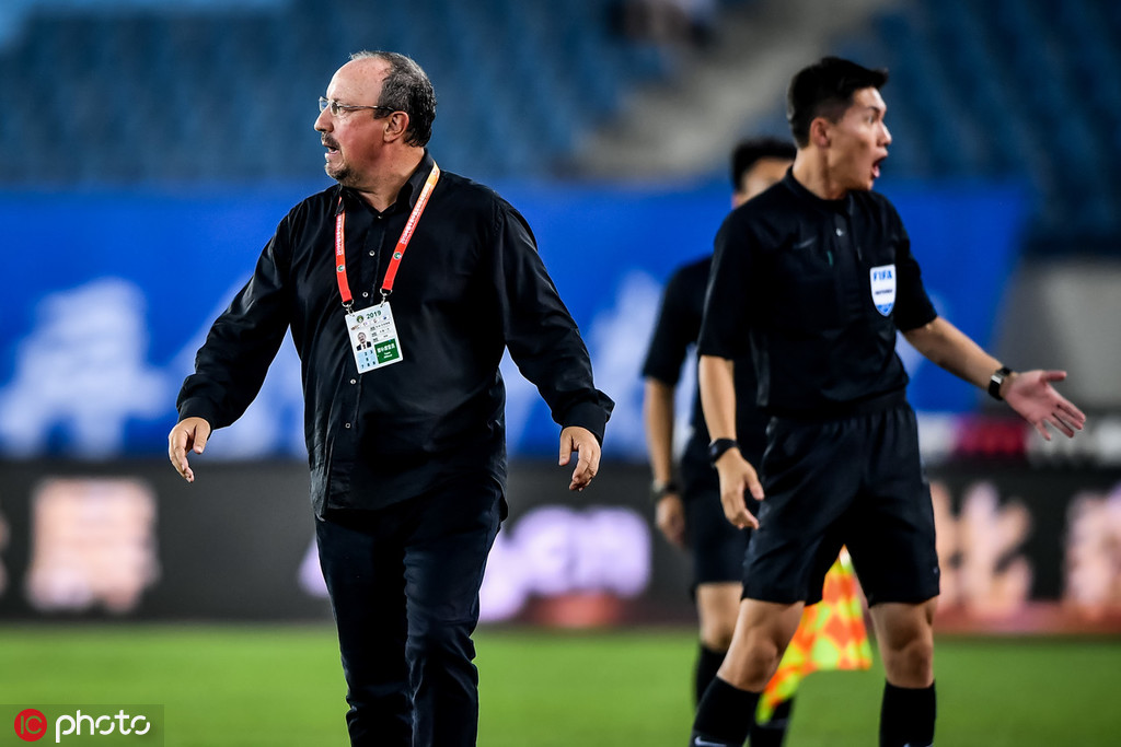  恩波利主场奏凯，中场核心传射主导比赛走势